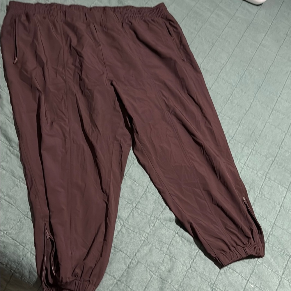 Old Navy Women's Burgundy Joggers